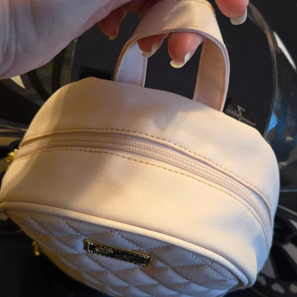 Betsey Johnson Rare Pink Quilted Backpack with Butterfly Wings! - Picture 8 of 8